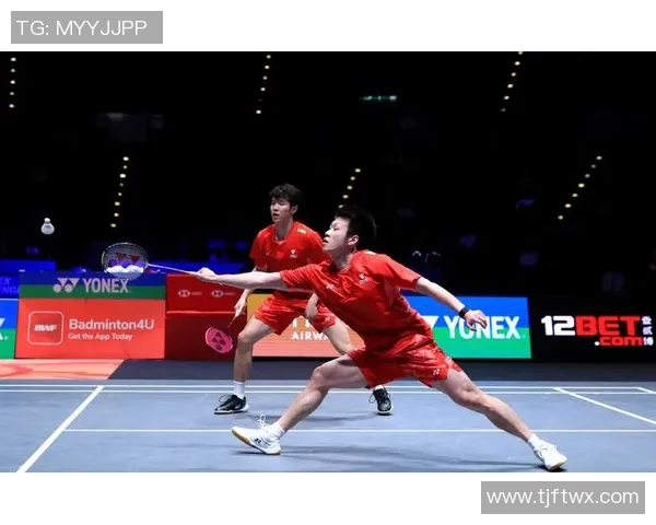 上海羽毛球队的节奏分析与发展探讨：聚焦训练与比赛的双重策略