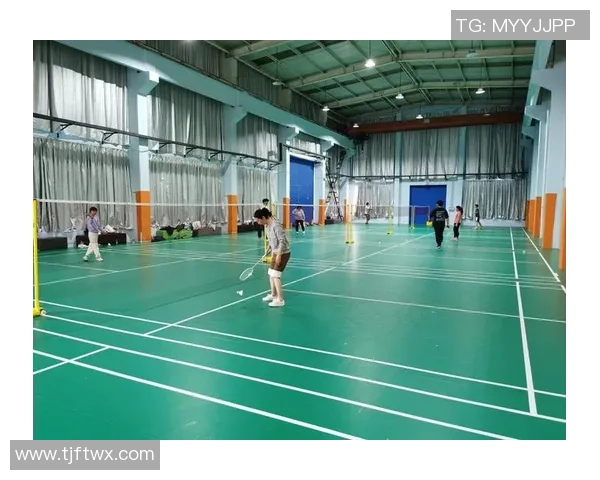 上海羽毛球队选拔赛点评展现力量与潜力的完美结合 上海羽毛球队选拔赛点评展现力量与潜力的完美结合